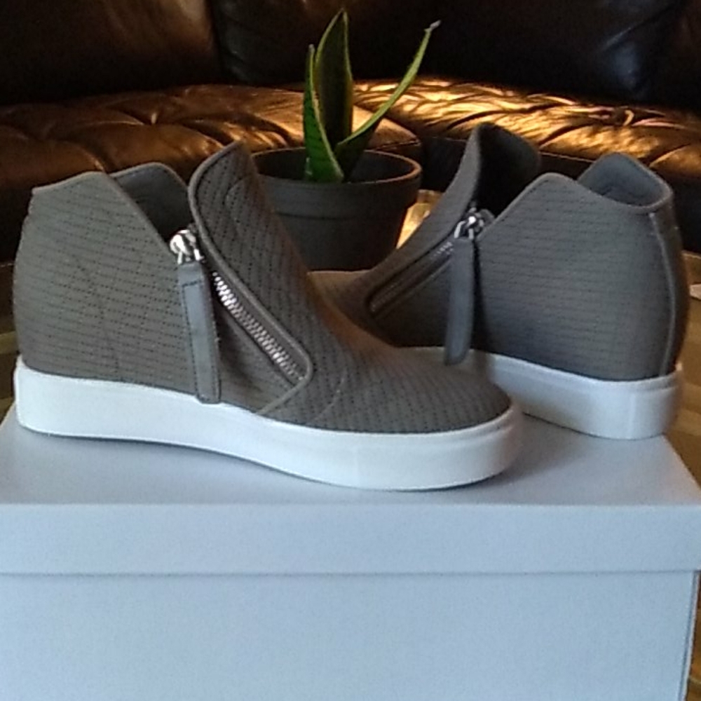 Steve Madden Corso wedge sneakers in taupe